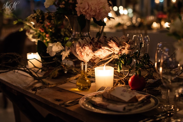 Wedding decor table settings in candlelight by Otto de Jager