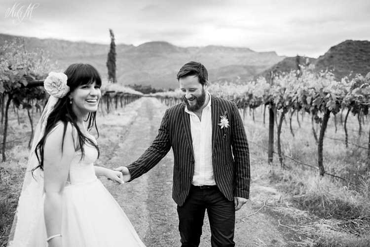 wedding photographs in a vineyard